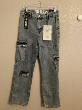 NWT VIP Jeans pair of acid wash cargo Denim Jeans 9/10